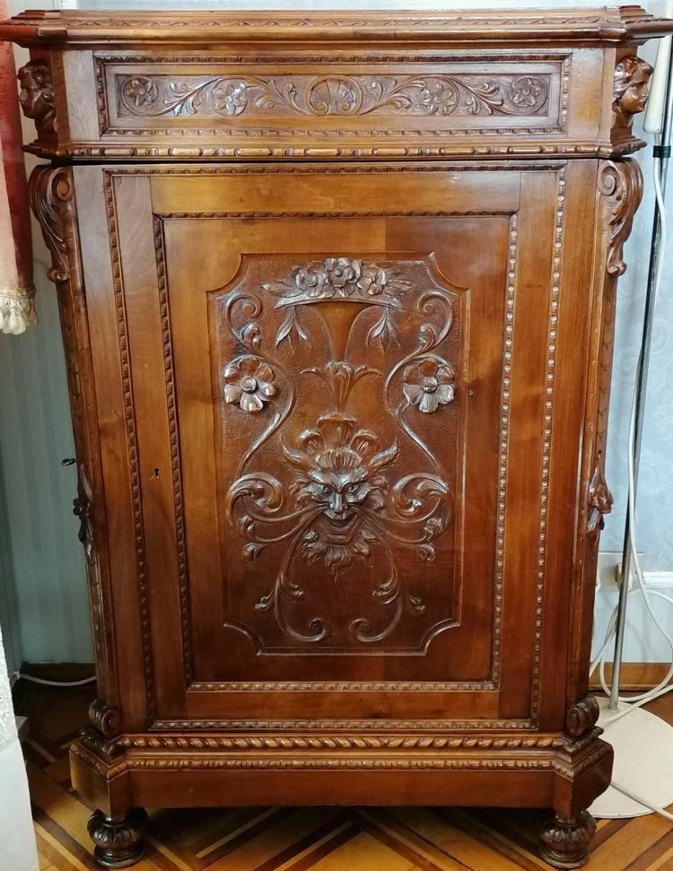 Credenza neorinascimentale (eclettica fine '800)